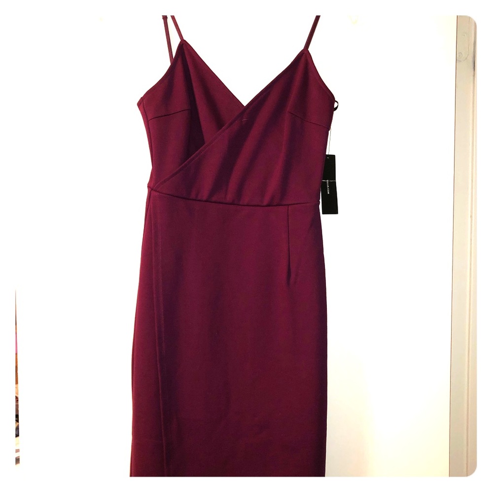 Garnet Lulu’s form fitting dress (with tags)